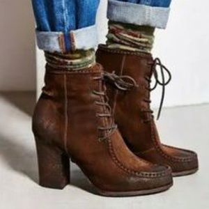 FRYE PARKER BOOTIES